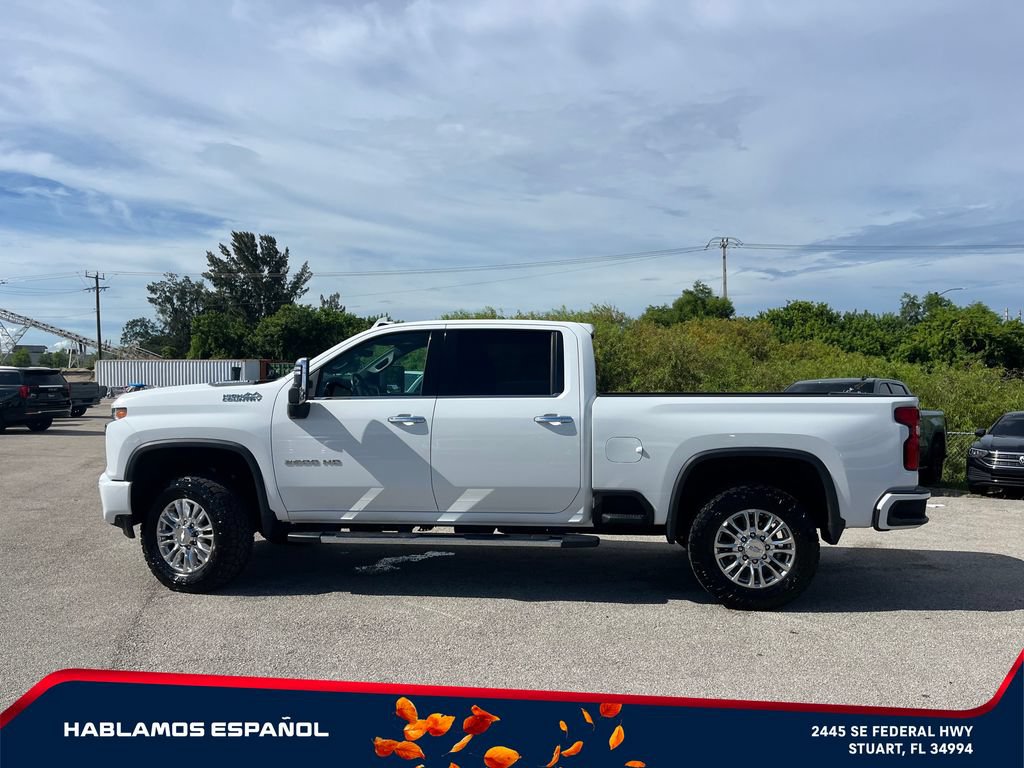 Used 2020 Chevrolet Silverado 2500 High Country w/ Technology Package AWD/4WD image 4