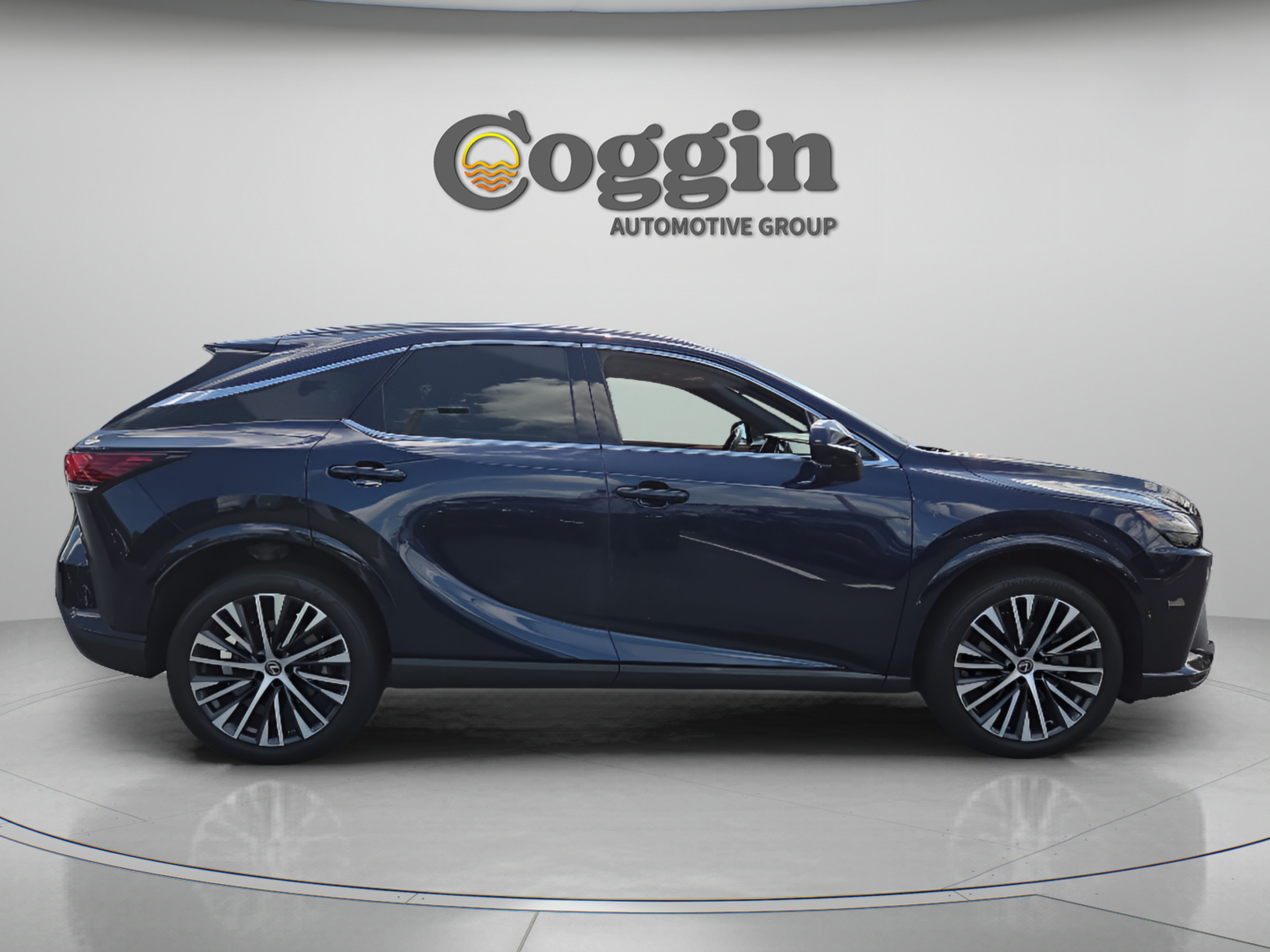 Used 2023 Lexus RX 350 Premium Plus w/ Accessory Package (Z1) FWD image 6