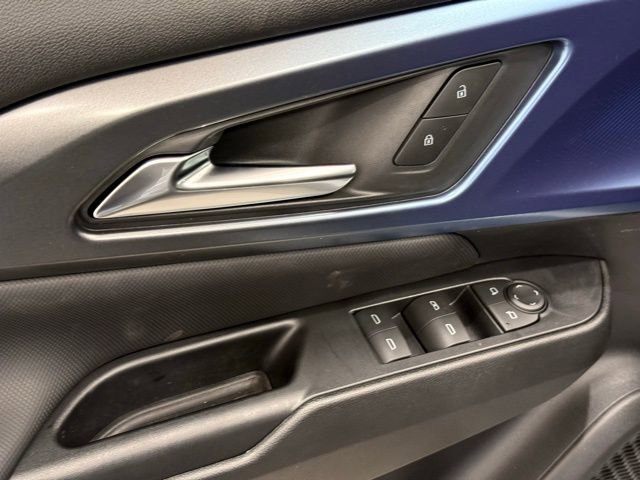 New 2026 Chevrolet Equinox EV LT AWD/4WD image 15