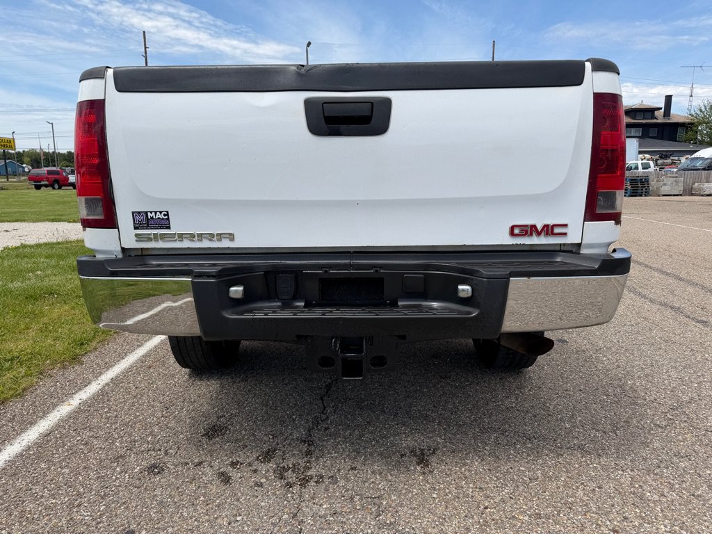 Used 2011 GMC Sierra 2500 W/T AWD/4WD image 14