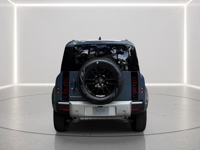 Certified 2025 Land Rover Defender 90 S AWD/4WD image 4