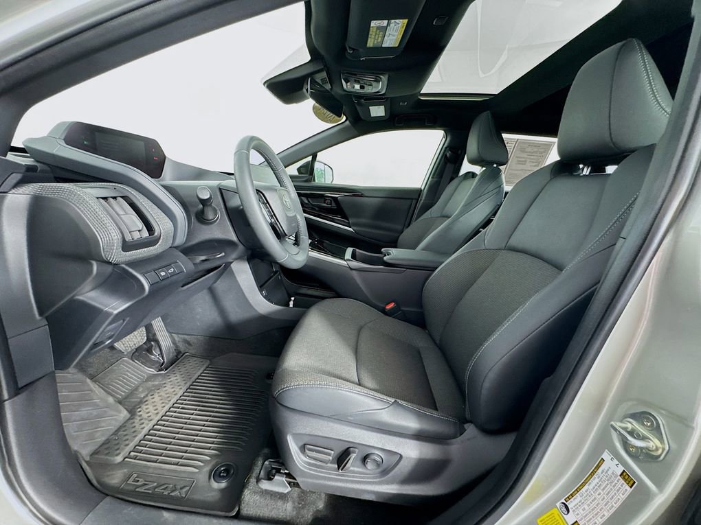 Used 2024 Toyota bZ4X XLE image 15