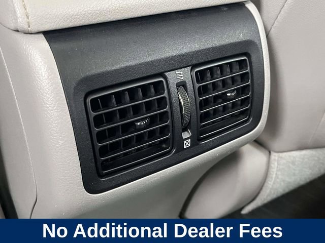 Used 2013 Toyota Camry XLE w/ Leather Pkg FWD image 22