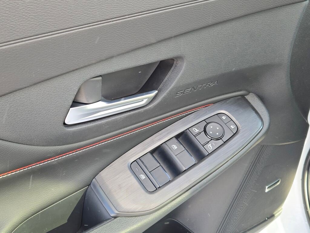 New 2026 Nissan Sentra SR w/ SR Premium Package image 22