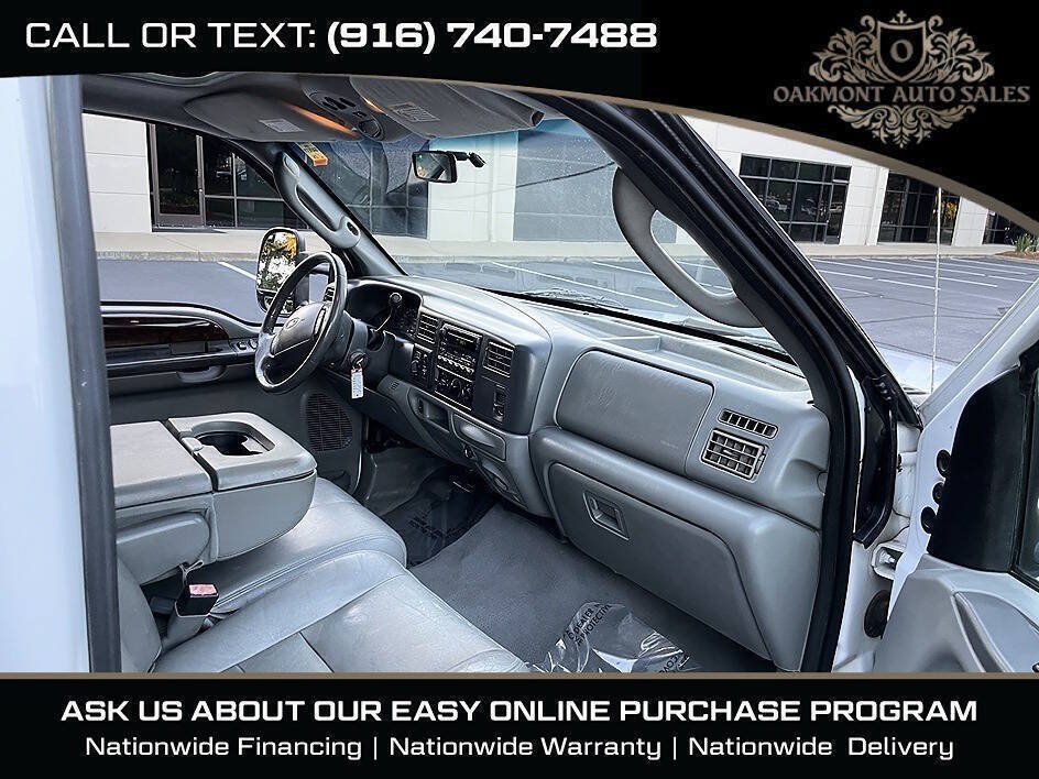 Used 2004 Ford F350 Lariat AWD/4WD image 15