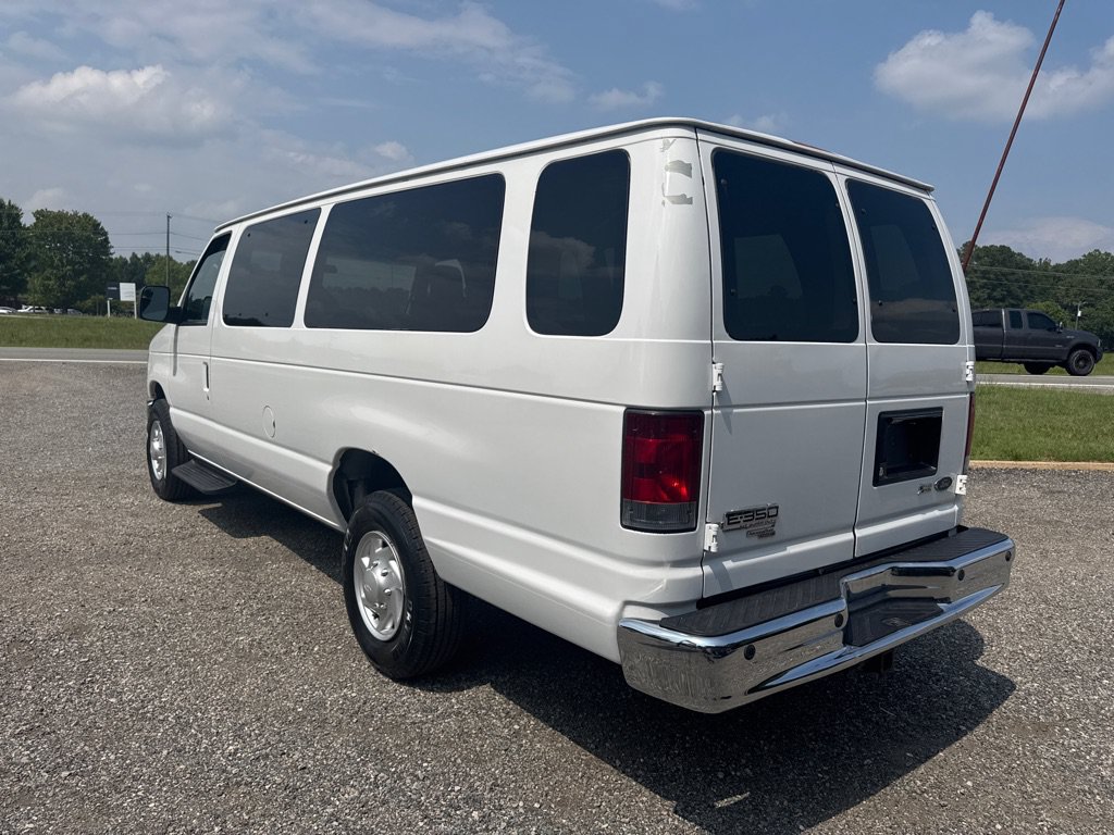 Used 2013 Ford E-350 and Econoline 350 XLT RWD image 7