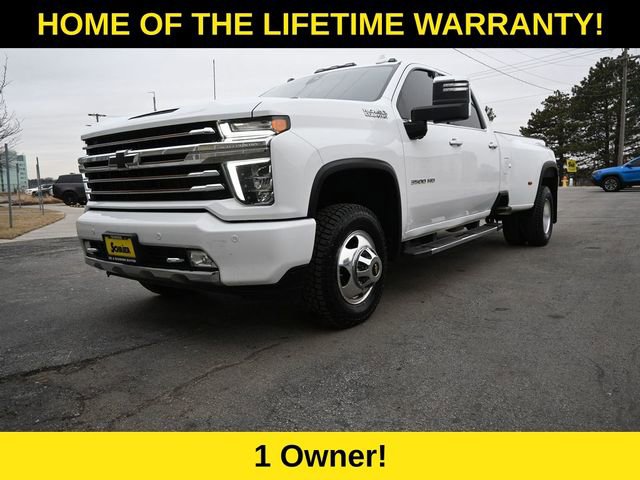 Used 2022 Chevrolet Silverado 3500 High Country w/ Snow Plow Prep/Camper Package image 2