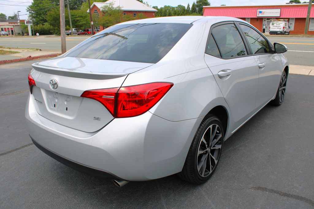 Used 2019 Toyota Corolla SE FWD image 6