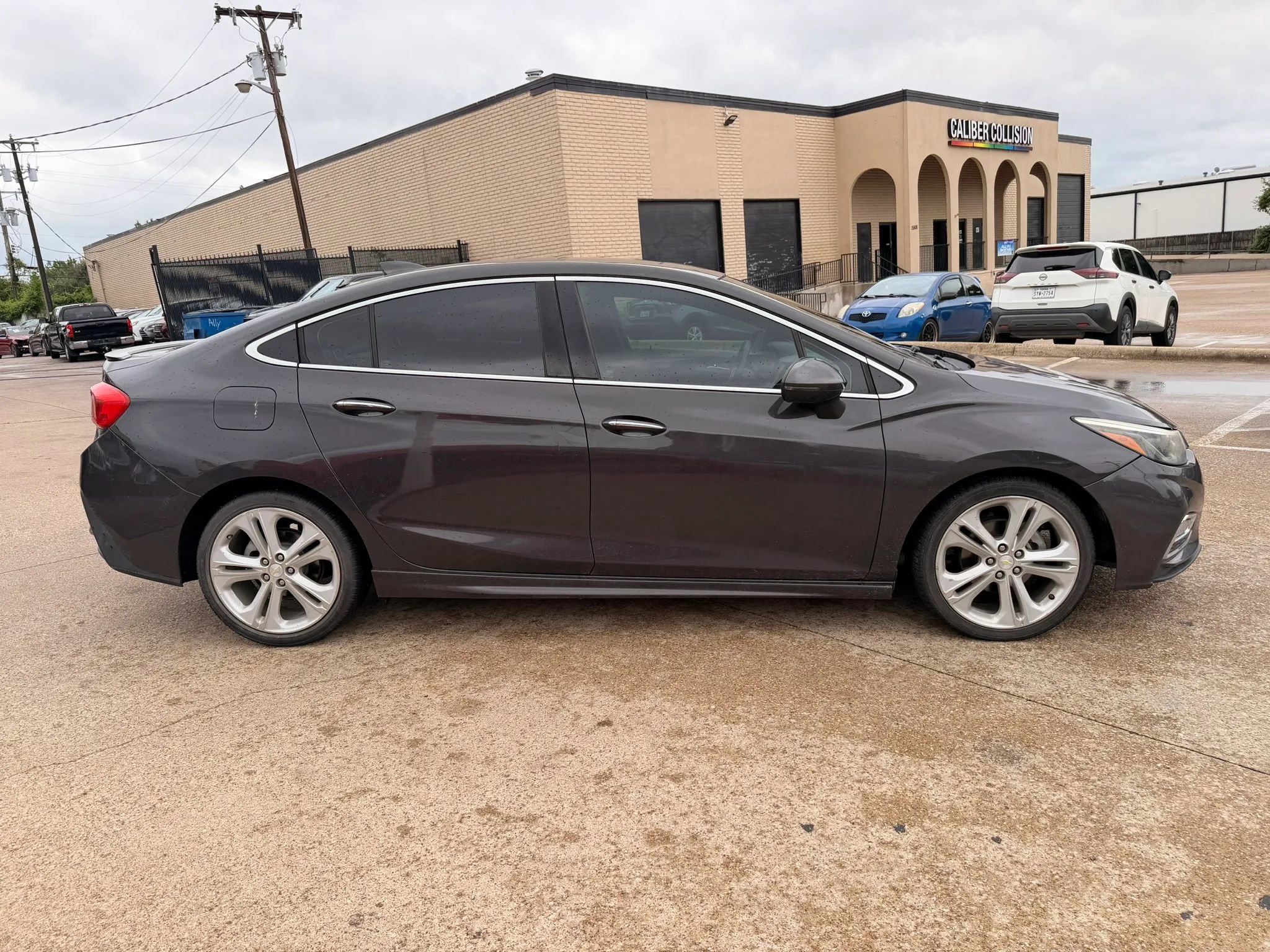 Used 2016 Chevrolet Cruze Premier FWD image 6