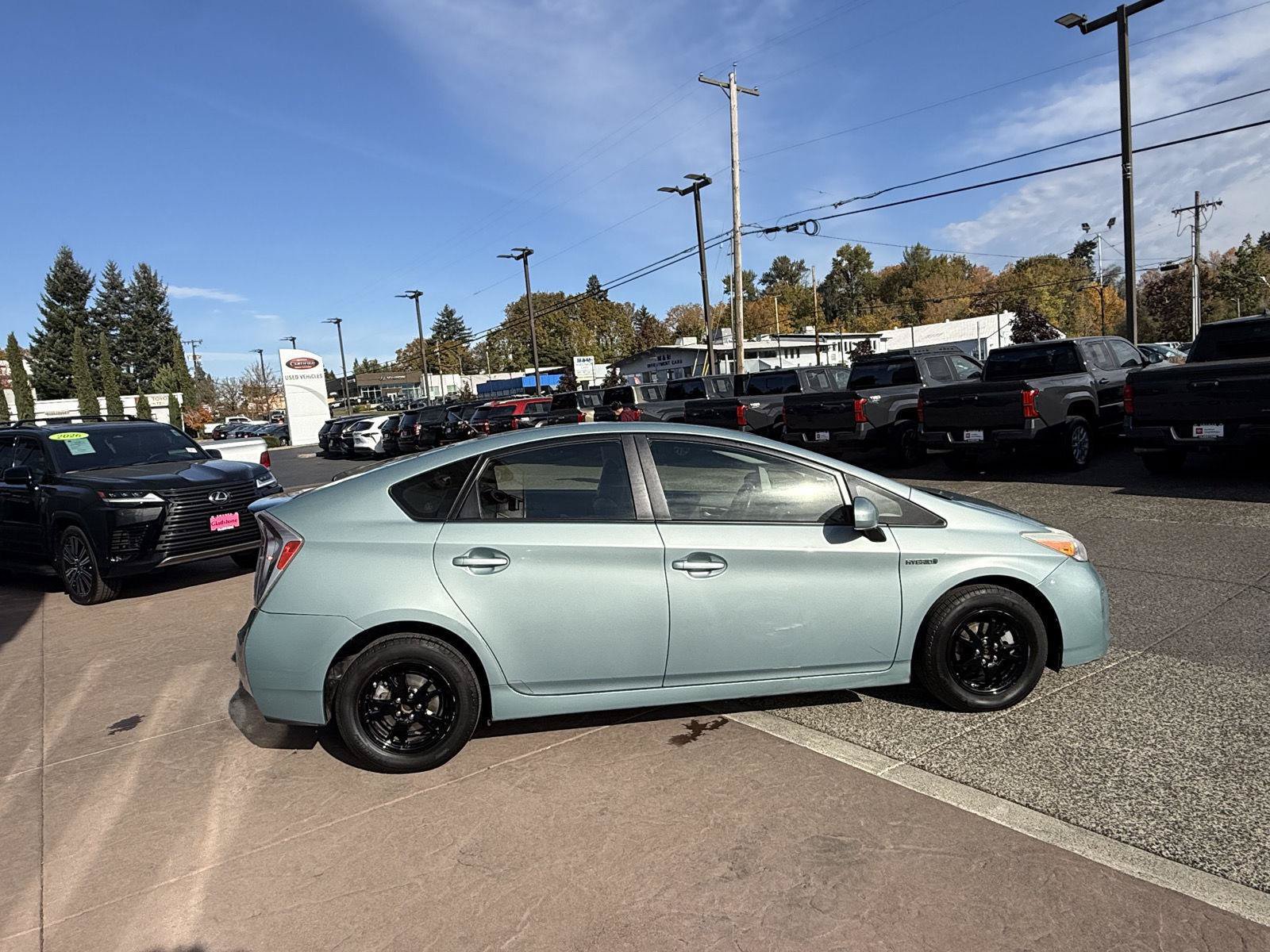 Used 2013 Toyota Prius Two FWD image 7