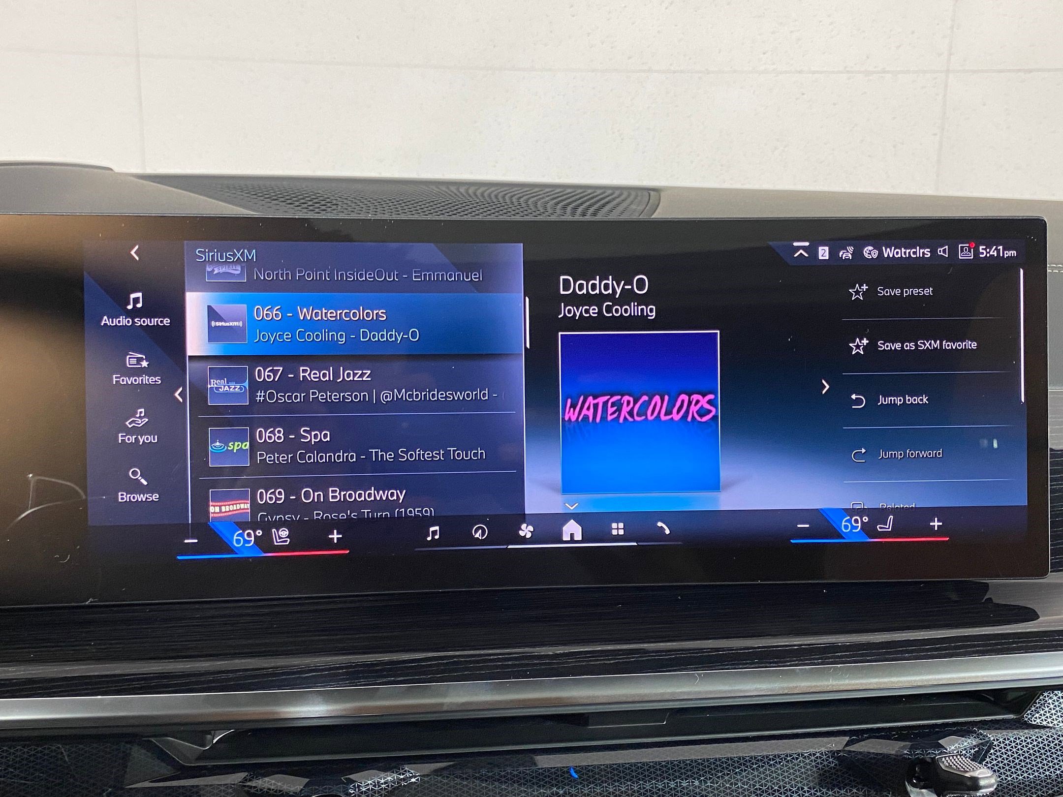 New 2026 BMW X5 xDrive50e w/ M Sport Package image 24