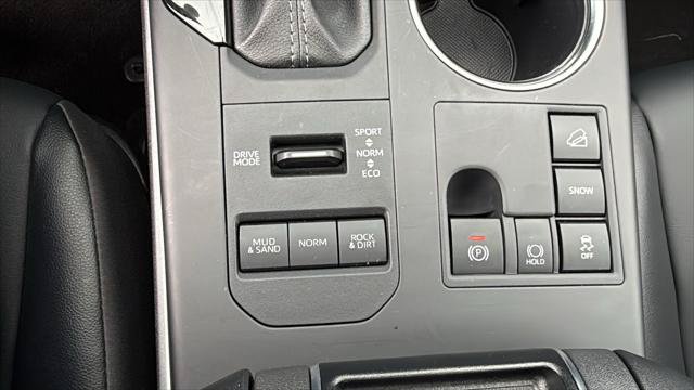 Certified 2026 Toyota Highlander XLE AWD/4WD image 28