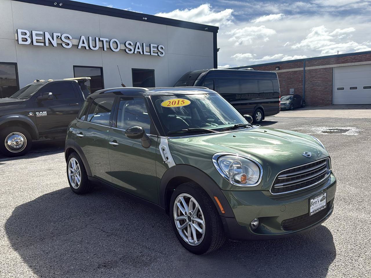 Used 2015 MINI Cooper Countryman FWD image 4
