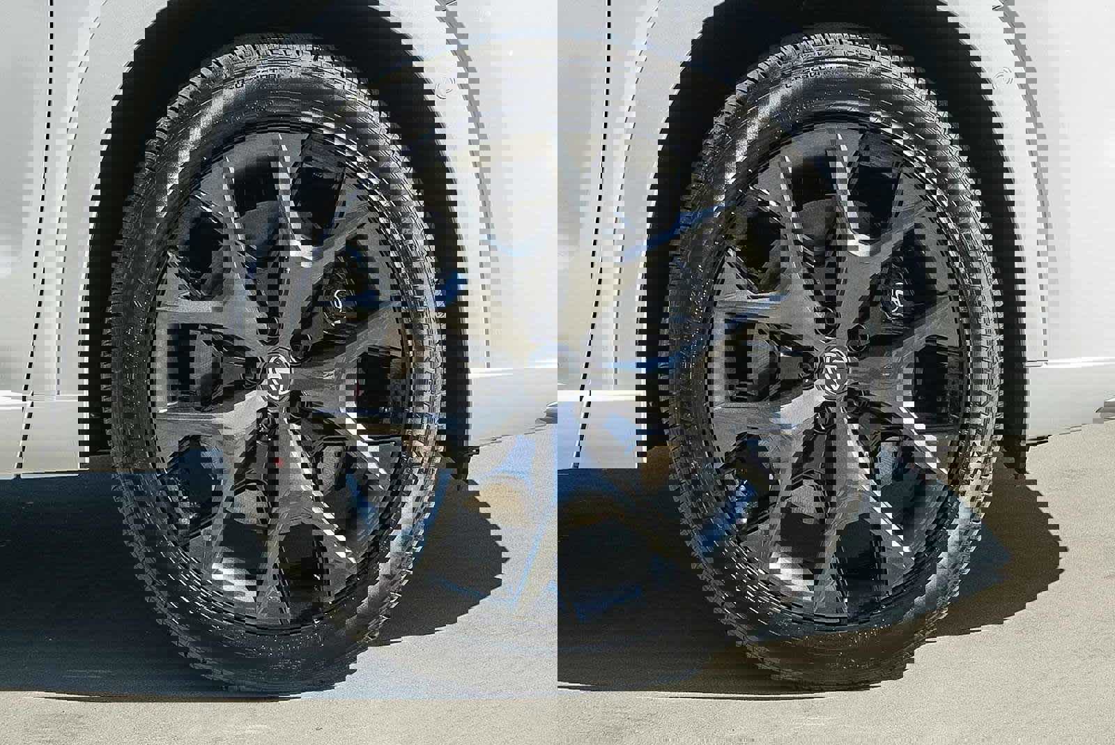 New 2026 Lexus TX 500h AWD image 9