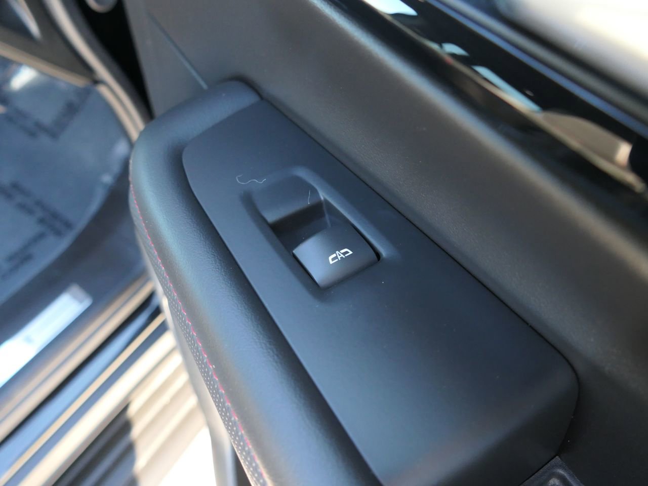 Used 2025 Chevrolet Suburban RST w/ Sun And Tow Package image 26