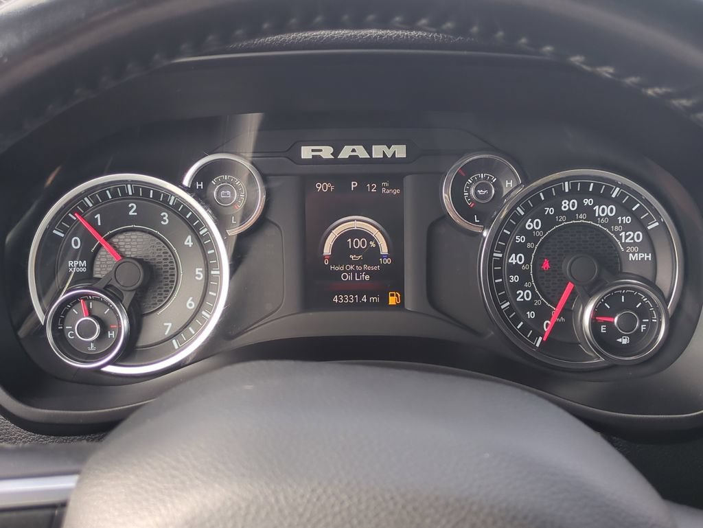Used 2024 RAM 2500 Big Horn AWD/4WD image 27