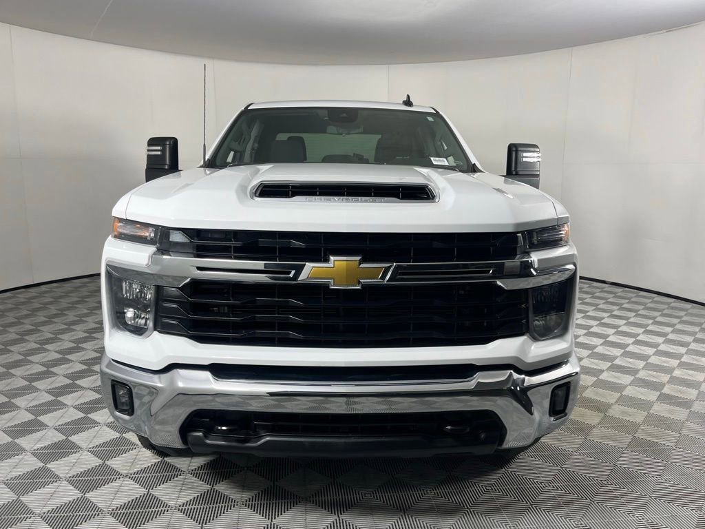 Used 2025 Chevrolet Silverado 2500 LT w/ Convenience Package image 7