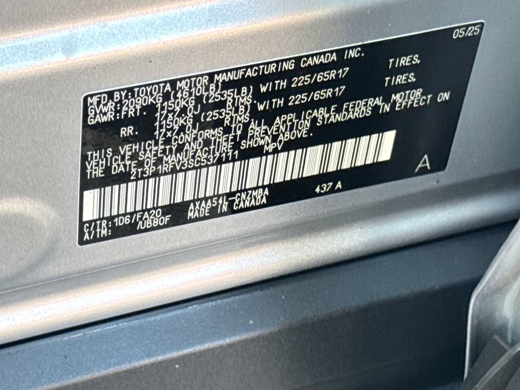 Used 2025 Toyota RAV4 XLE AWD/4WD image 48