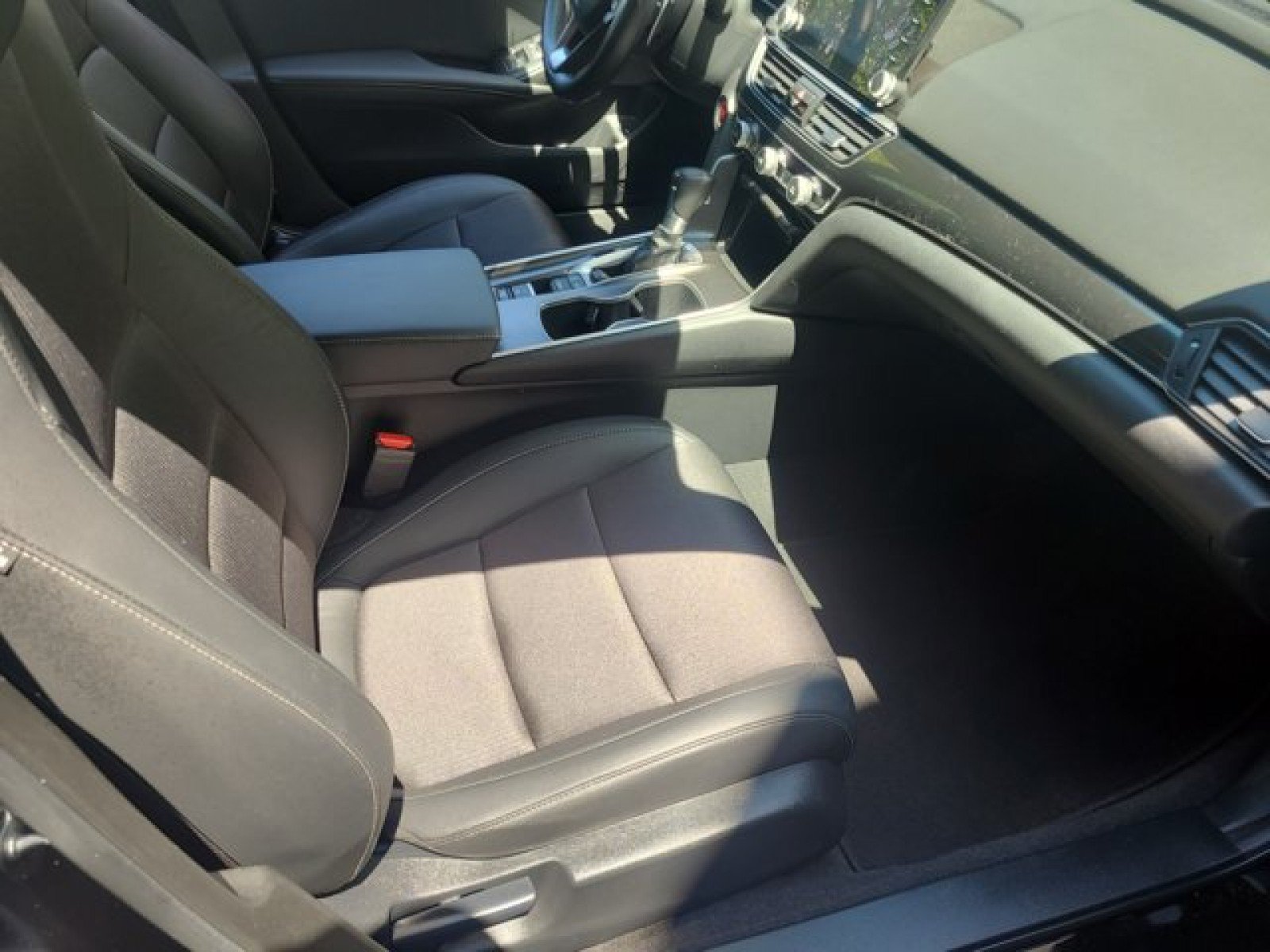 Used 2022 Honda Accord Sport image 20