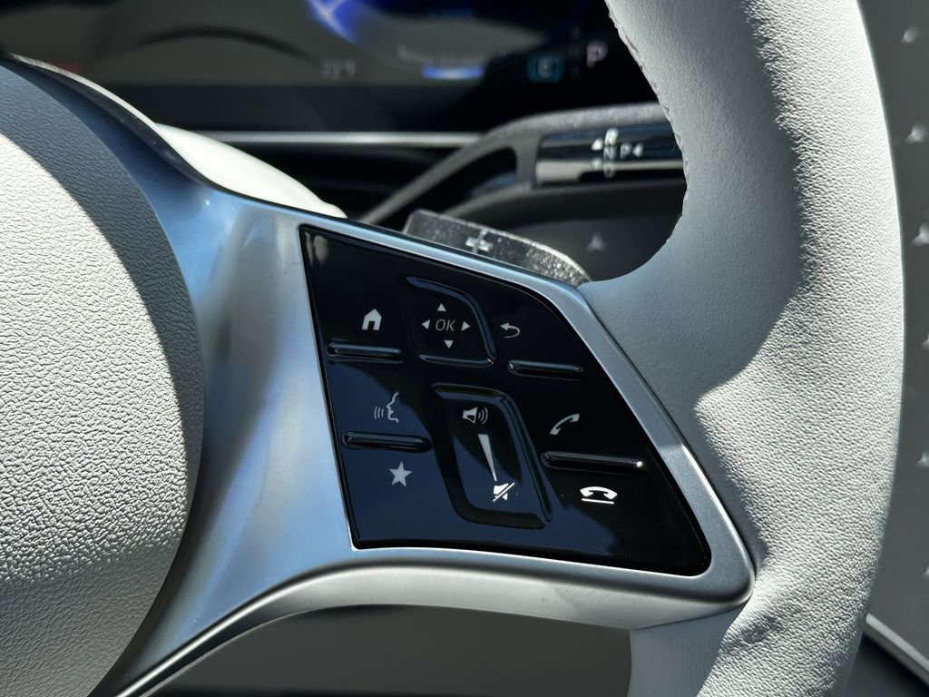 New 2026 Mercedes-Benz EQE 320 4MATIC SUV image 28