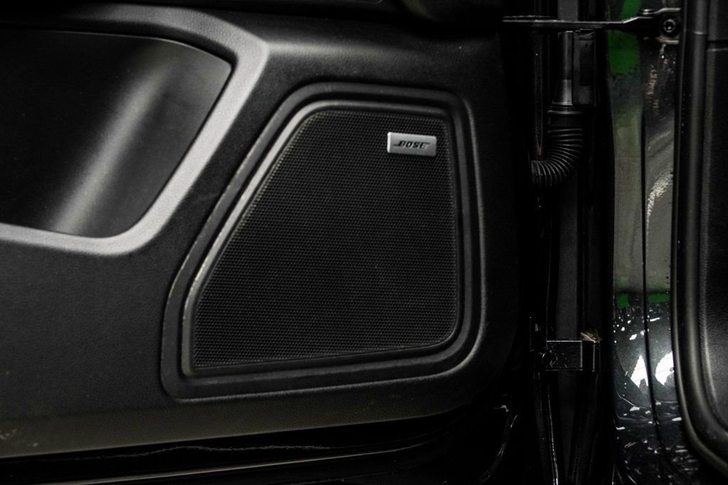 Used 2019 Porsche Macan Base image 34