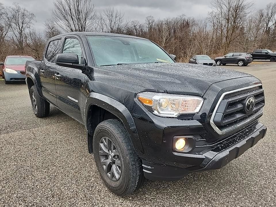 Used 2023 Toyota Tacoma SR5 image 3