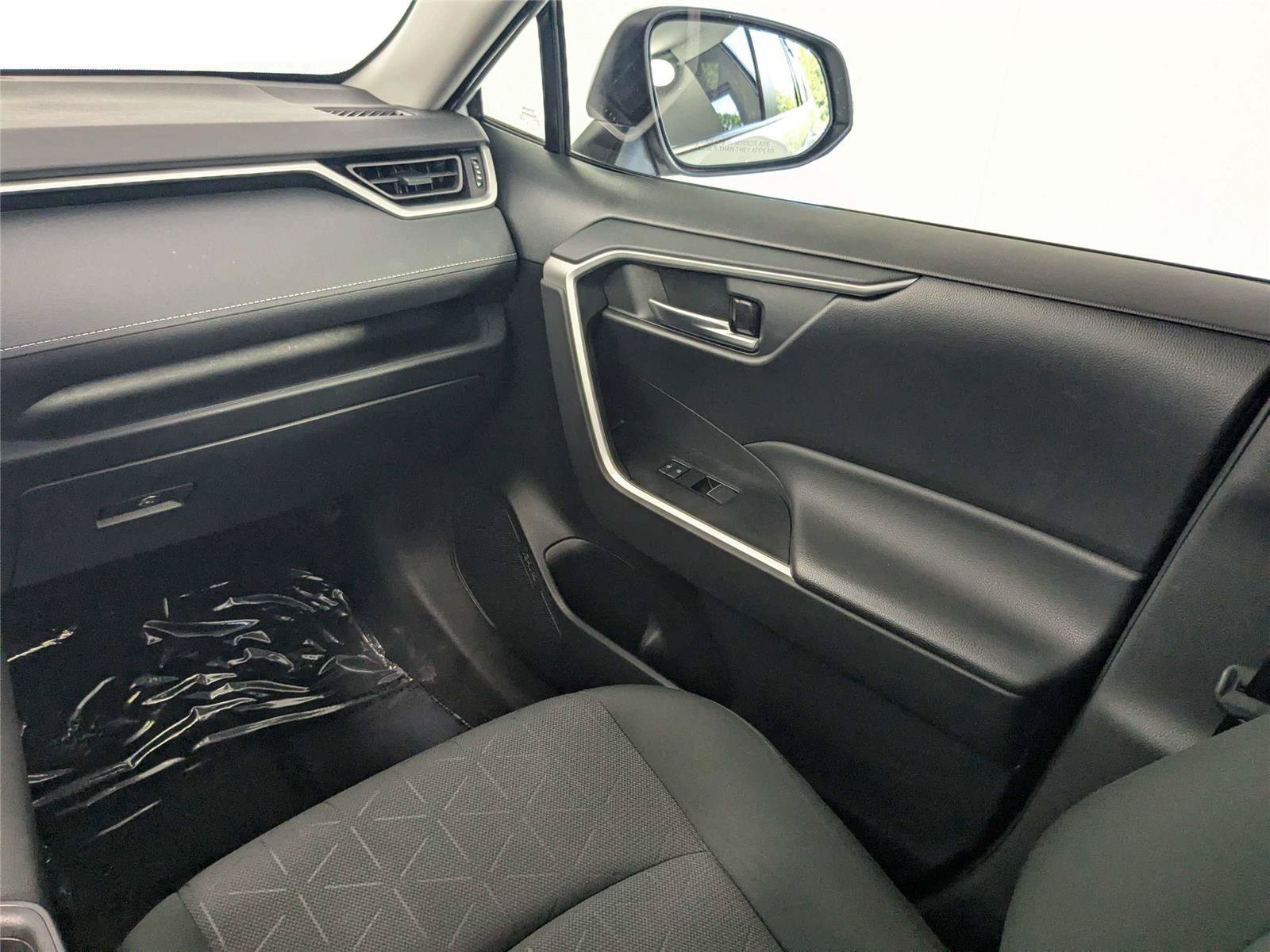 Used 2023 Toyota RAV4 XLE w/ Convenience Package FWD image 38