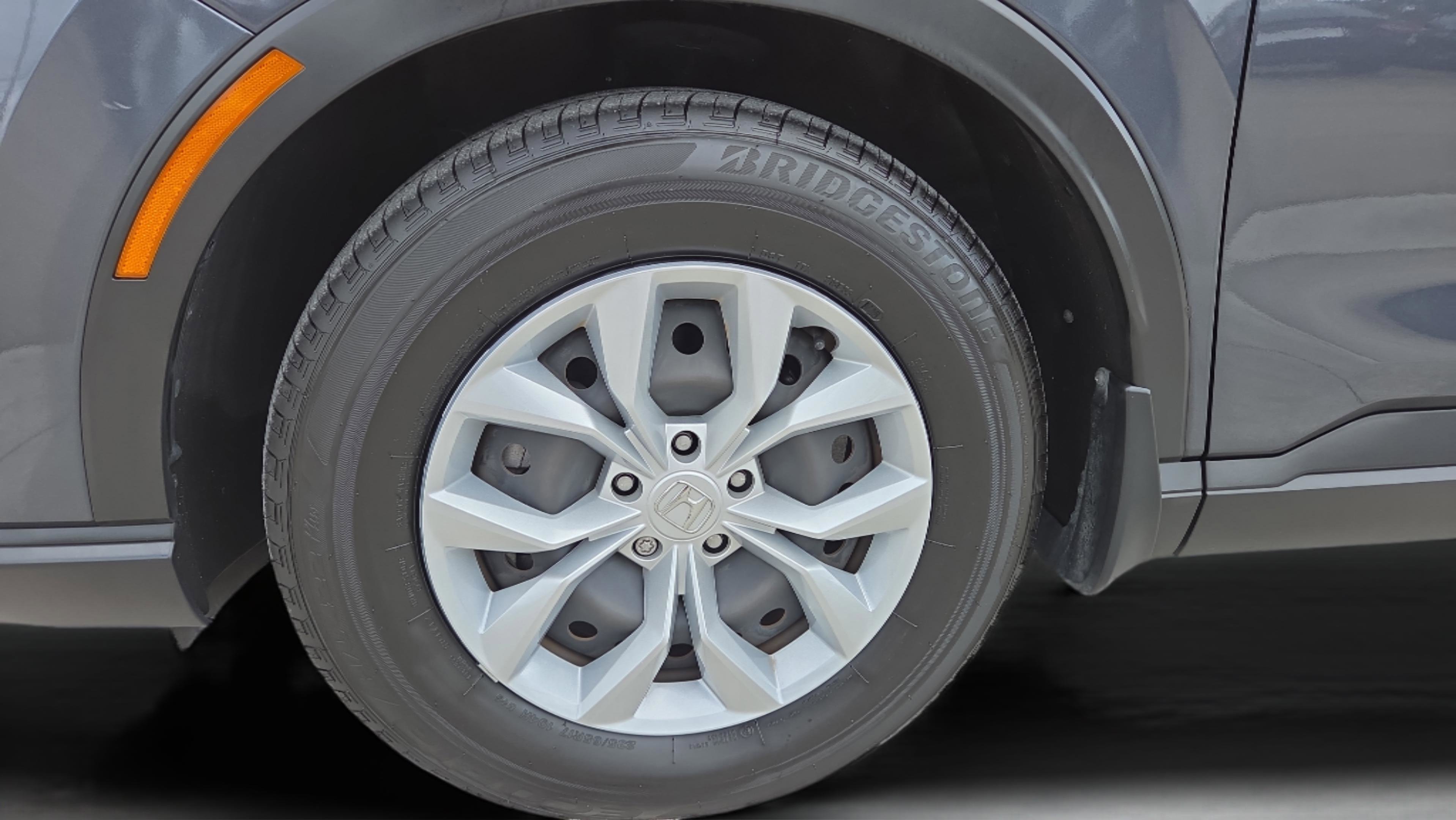 Used 2023 Honda CR-V LX image 39