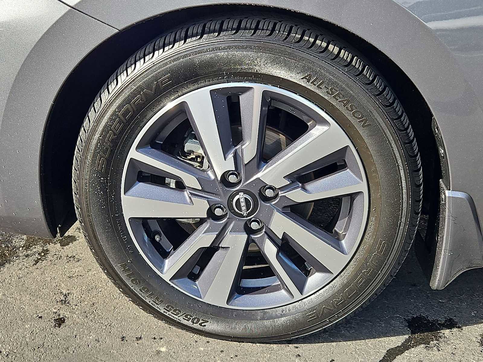 Used 2023 Nissan Versa S w/ S Plus Package image 13