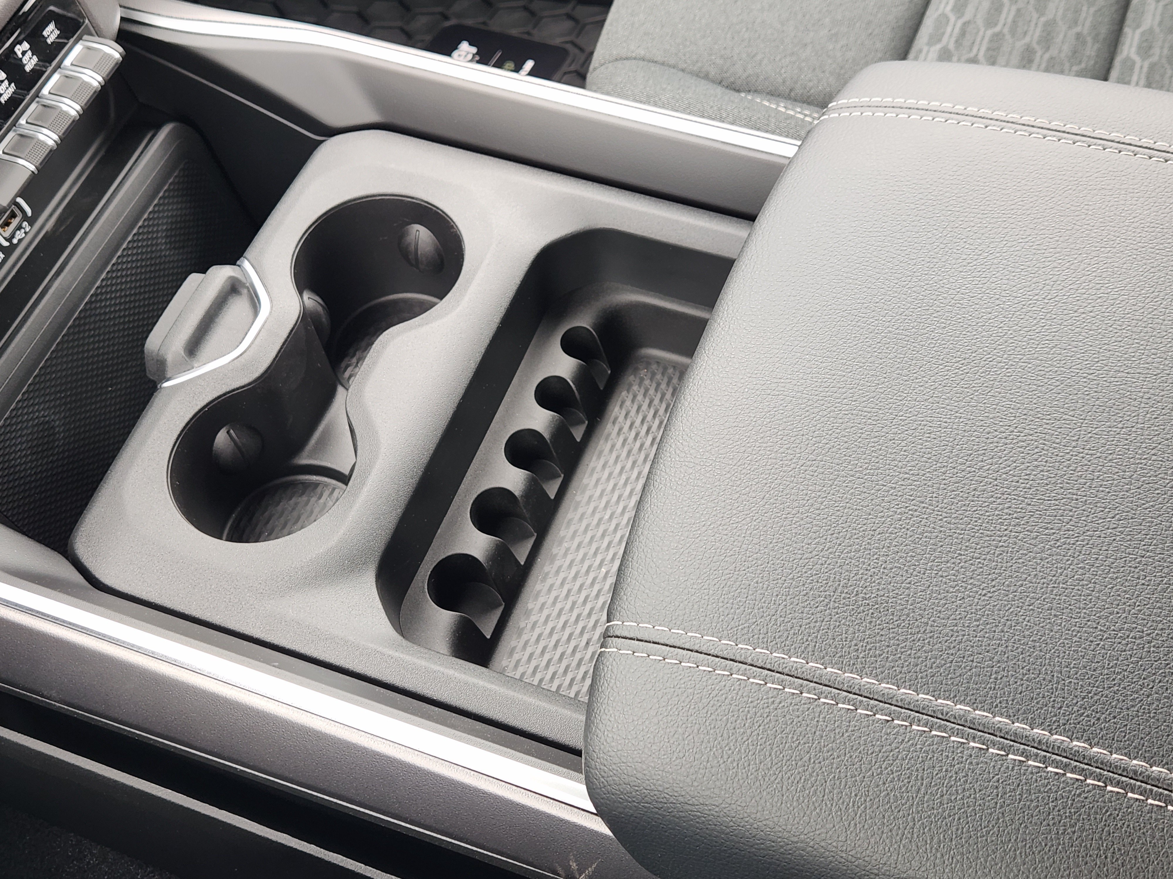 New 2026 RAM 1500 Big Horn AWD/4WD image 16