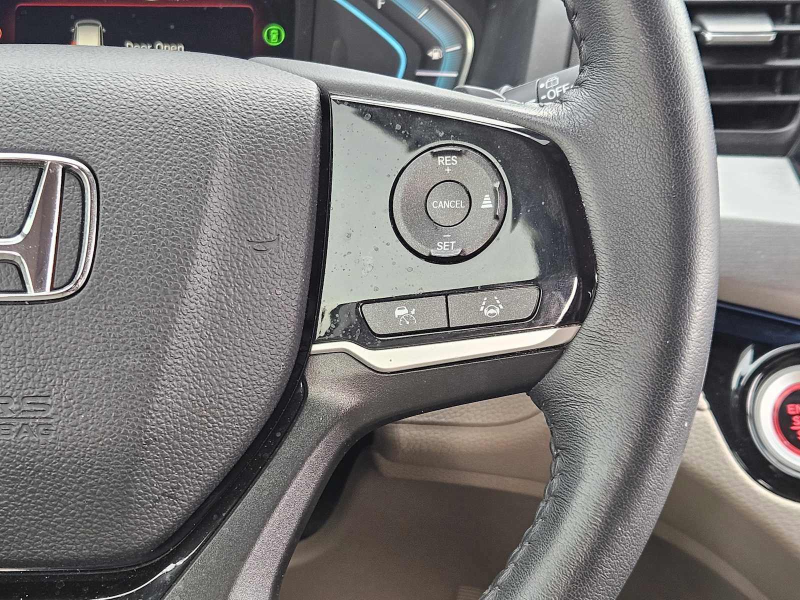 Used 2023 Honda Odyssey Touring image 29