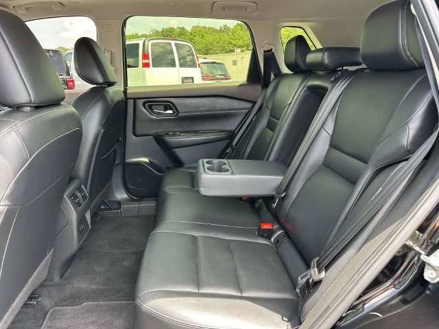 Used 2023 Nissan Rogue SL AWD/4WD image 18
