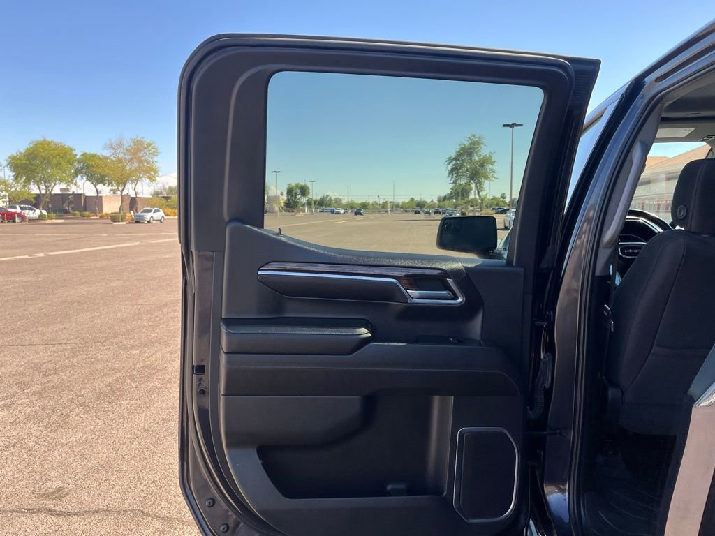 Used 2023 GMC Sierra 1500 Elevation image 23