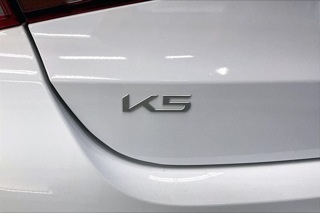 Used 2023 Kia K5 LXS FWD image 7