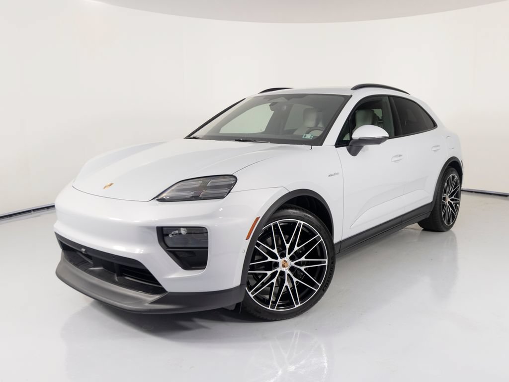 New 2026 Porsche Macan 4 Electric AWD/4WD image 1
