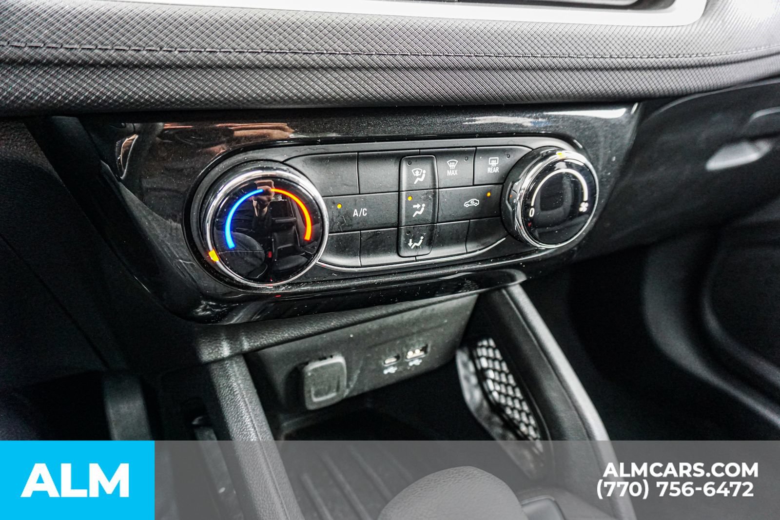 Used 2024 Chevrolet TrailBlazer LT FWD image 41