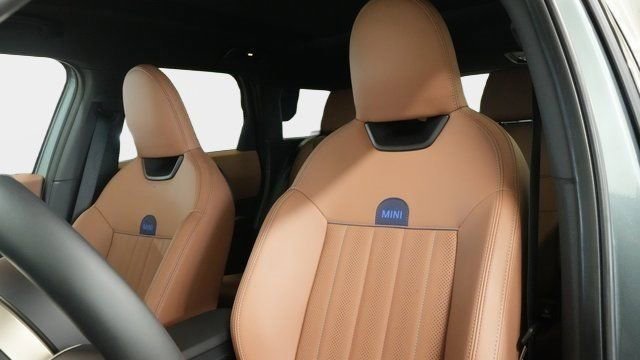 Used 2025 MINI Cooper Countryman SE image 16