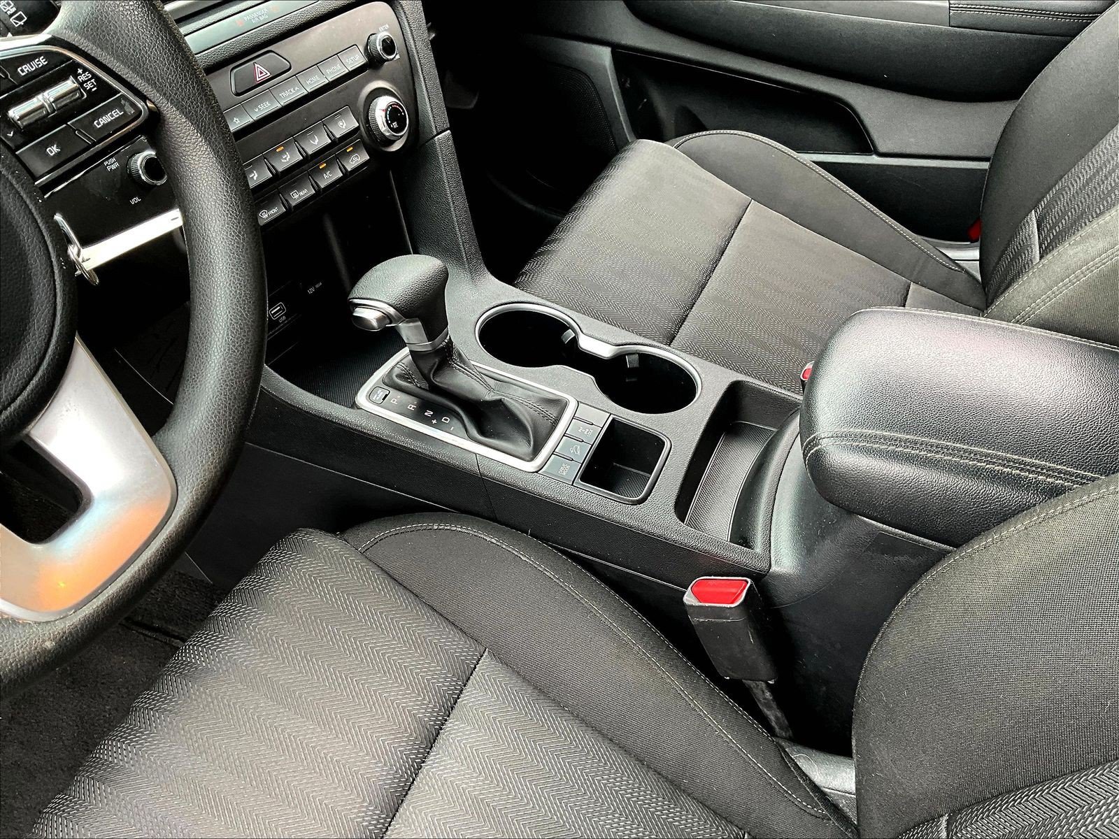 Used 2021 Kia Sportage LX AWD/4WD image 18