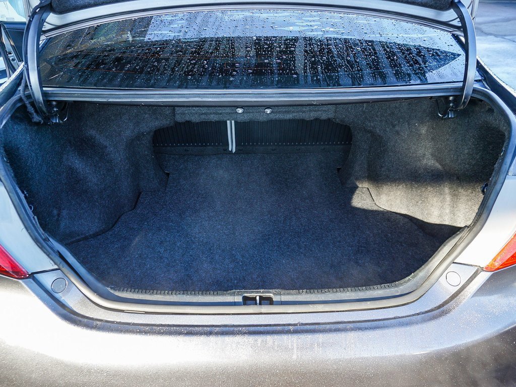 Used 2012 Toyota Camry LE image 25