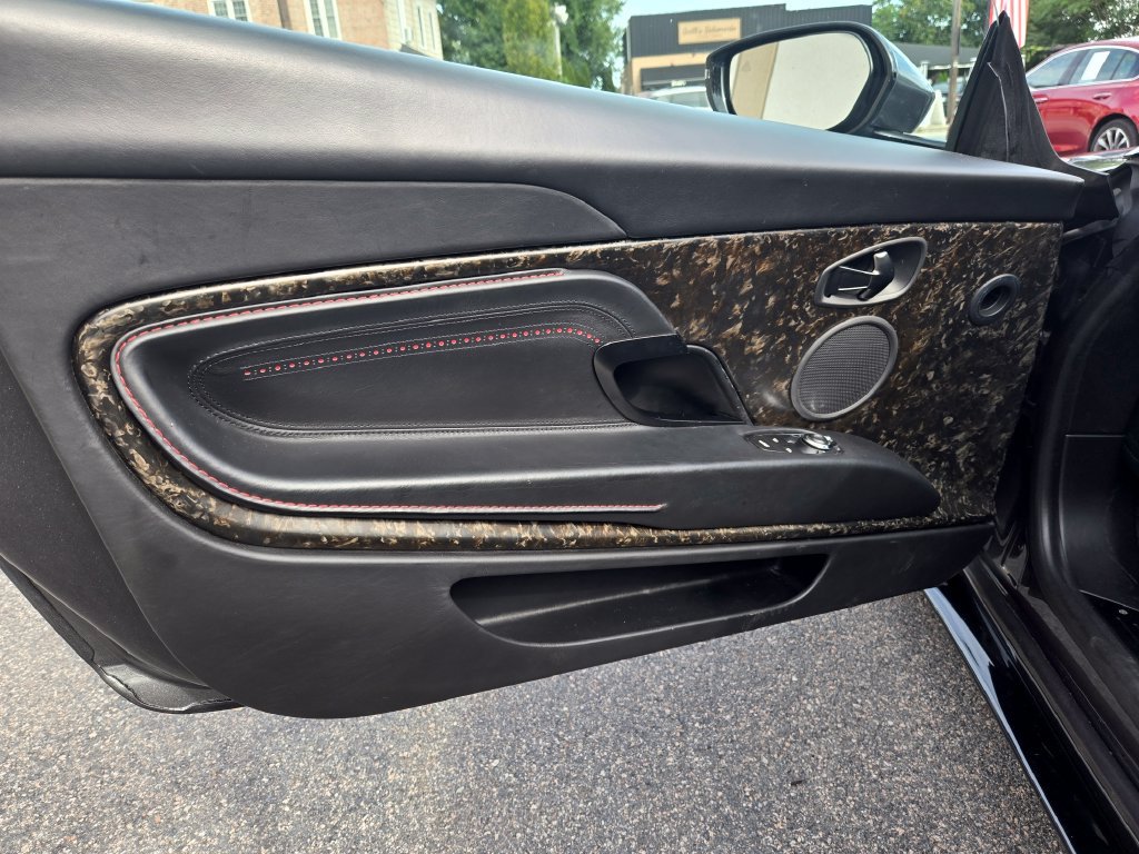 Used 2018 Aston Martin DB11 Coupe RWD image 7