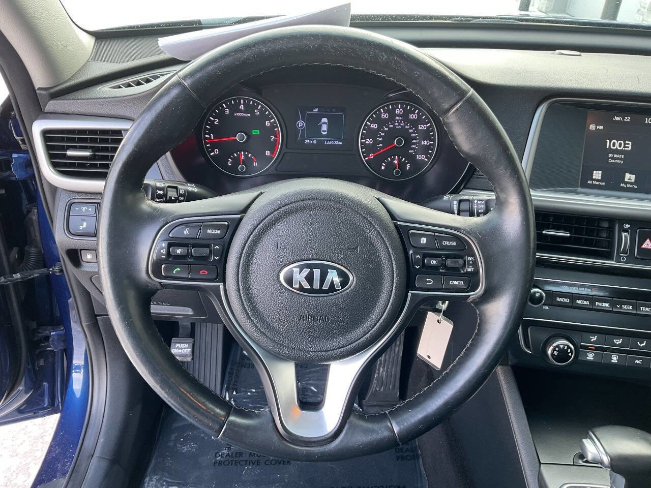 Used 2018 Kia Optima S image 17