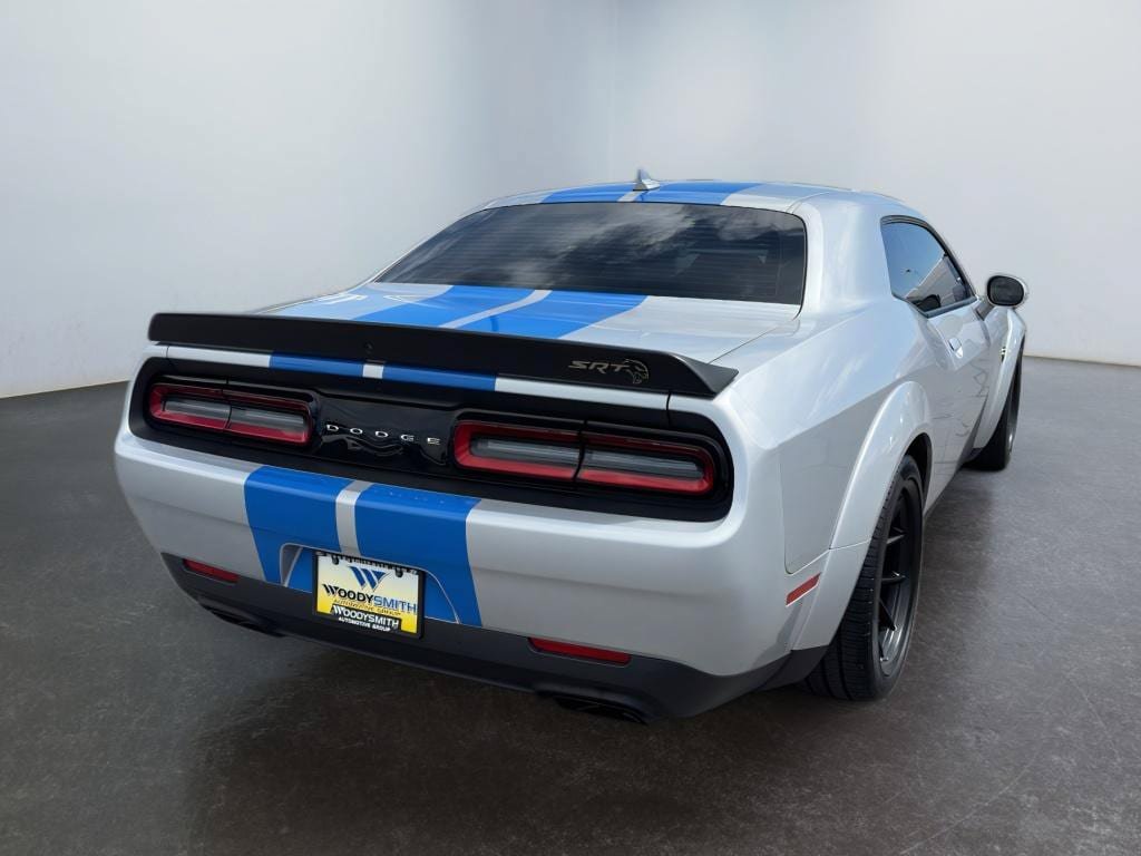 Used 2021 Dodge Challenger SRT Hellcat Redeye RWD image 5