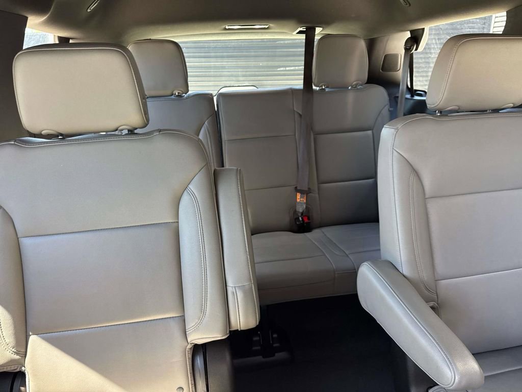 Used 2021 Chevrolet Tahoe Z71 AWD/4WD image 14