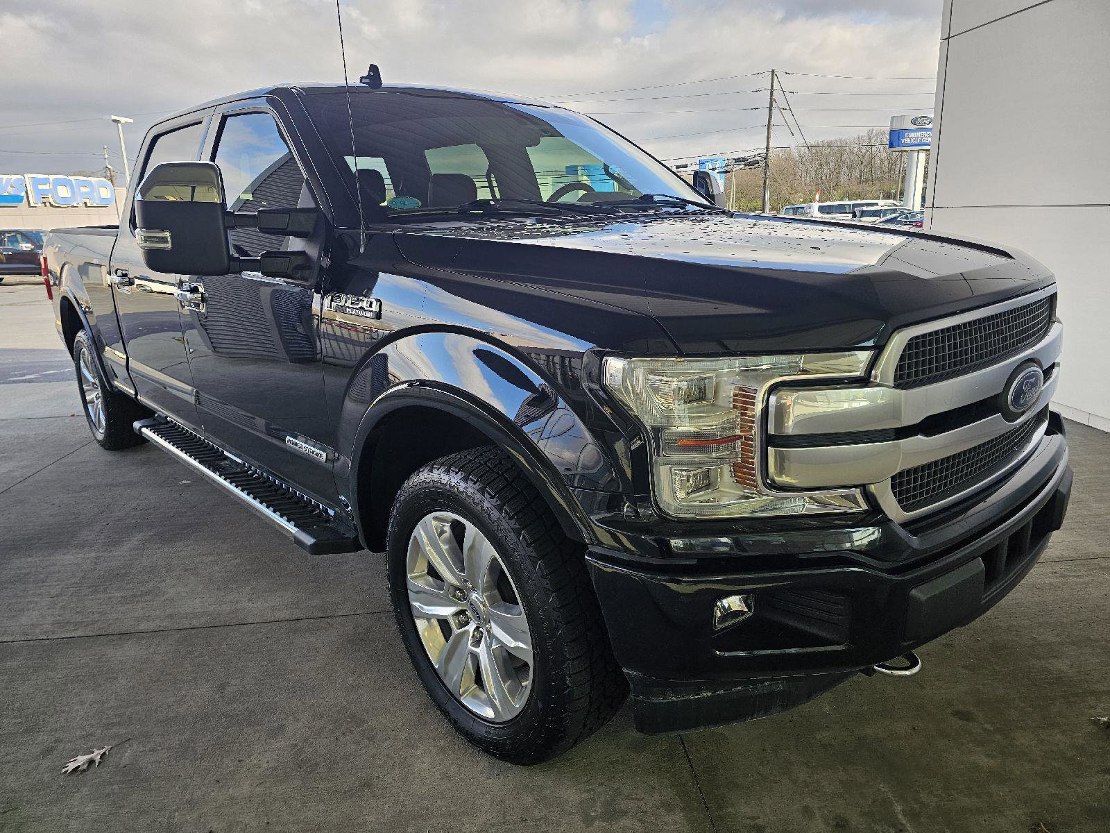 Used 2018 Ford F150 Platinum w/ Equipment Group 701A Luxury AWD/4WD image 7