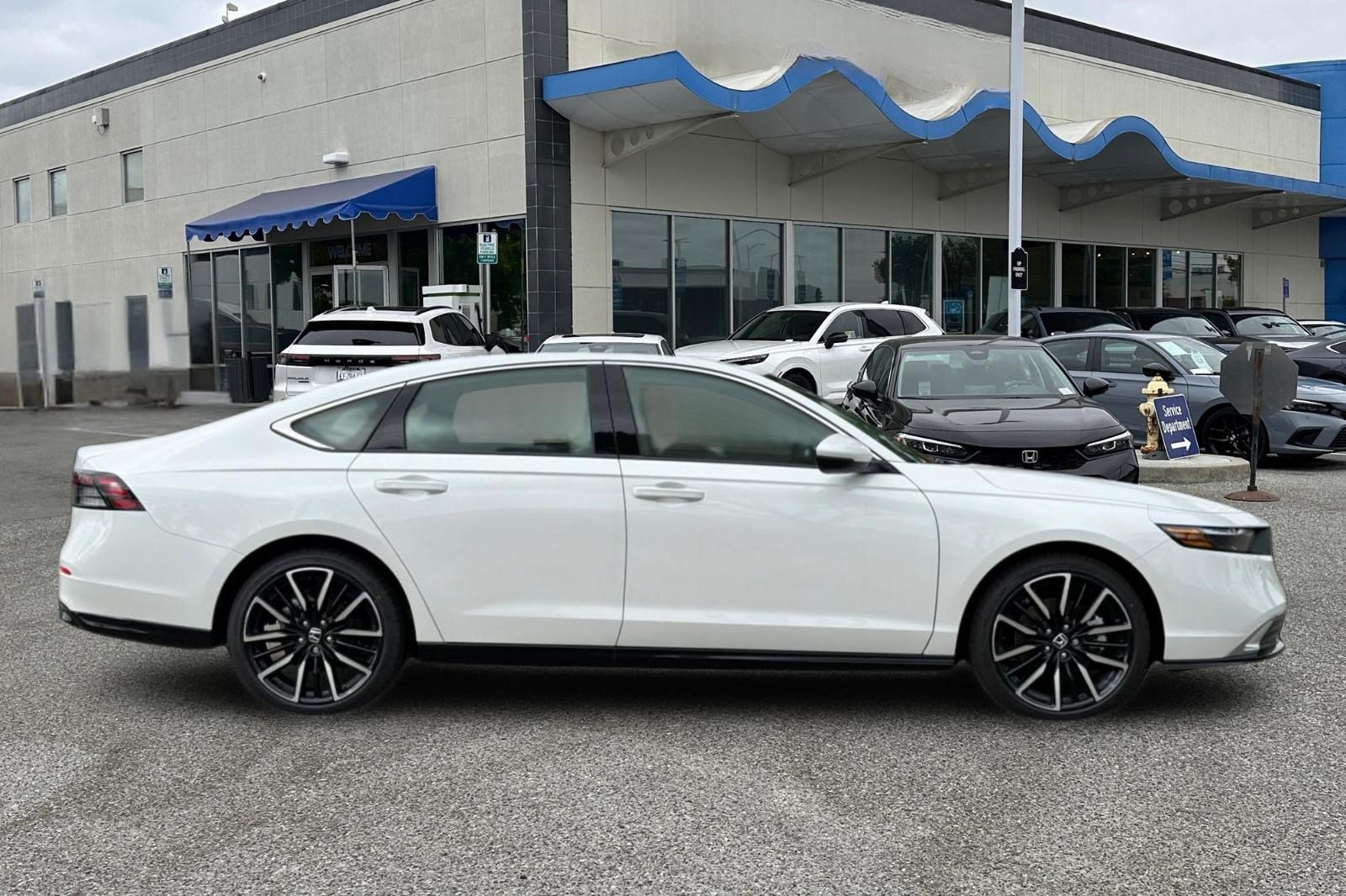 New 2026 Honda Accord Touring image 7