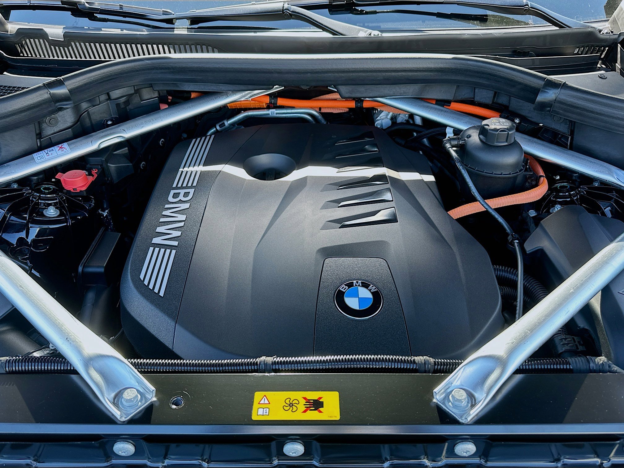 Used 2026 BMW X5 xDrive50e w/ M Sport Package image 25