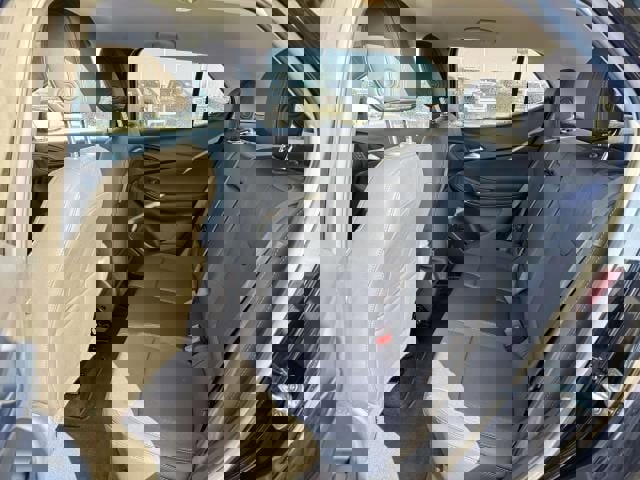 Used 2023 Buick Encore GX Select image 12