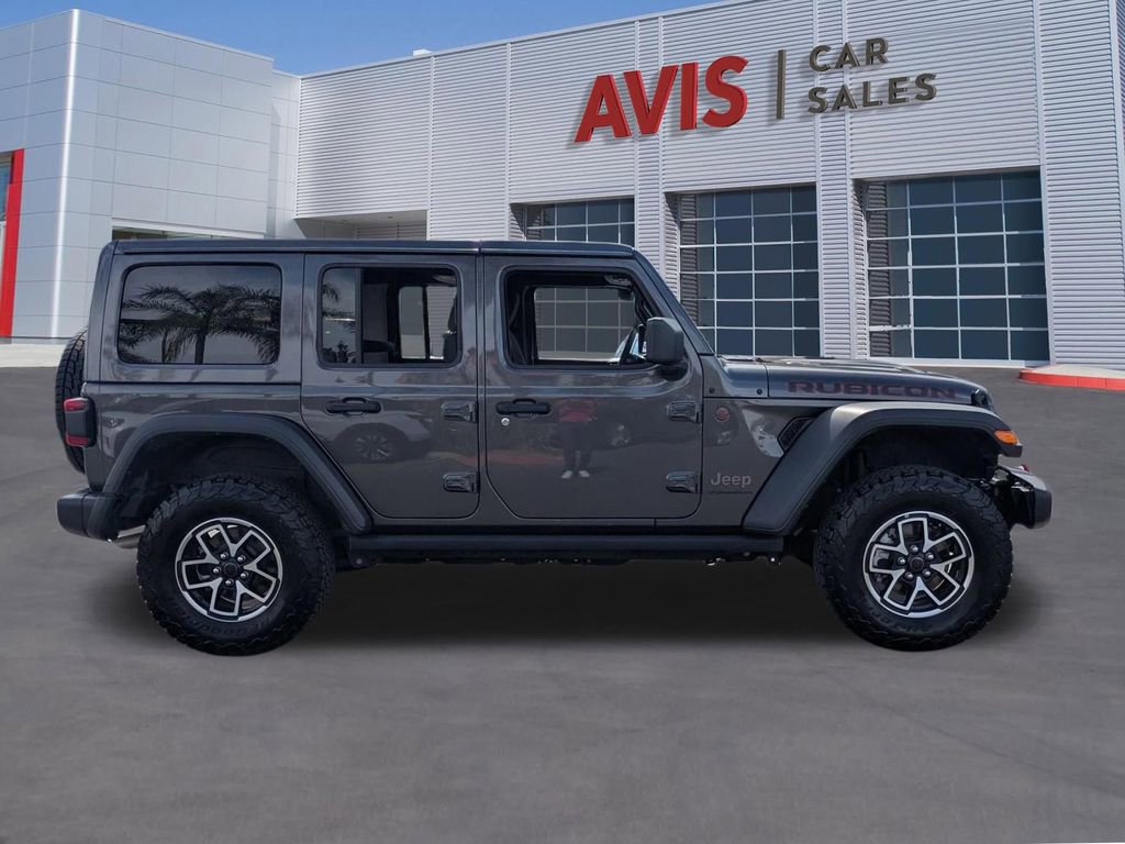 Used 2025 Jeep Wrangler Unlimited Rubicon AWD/4WD image 5
