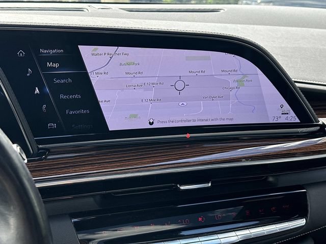 Used 2022 Cadillac Escalade Premium Luxury AWD/4WD image 31