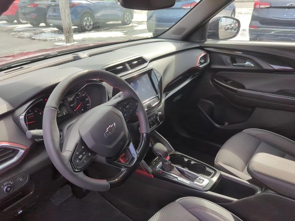 Certified 2023 Chevrolet TrailBlazer RS w/ Convenience Package image 19